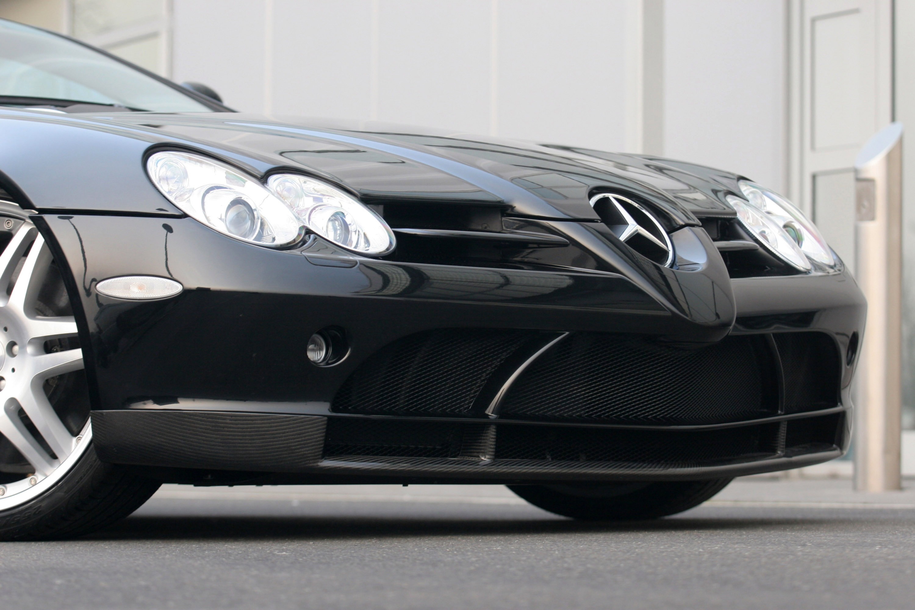 Brabus Mercedes-Benz SLR Mclaren