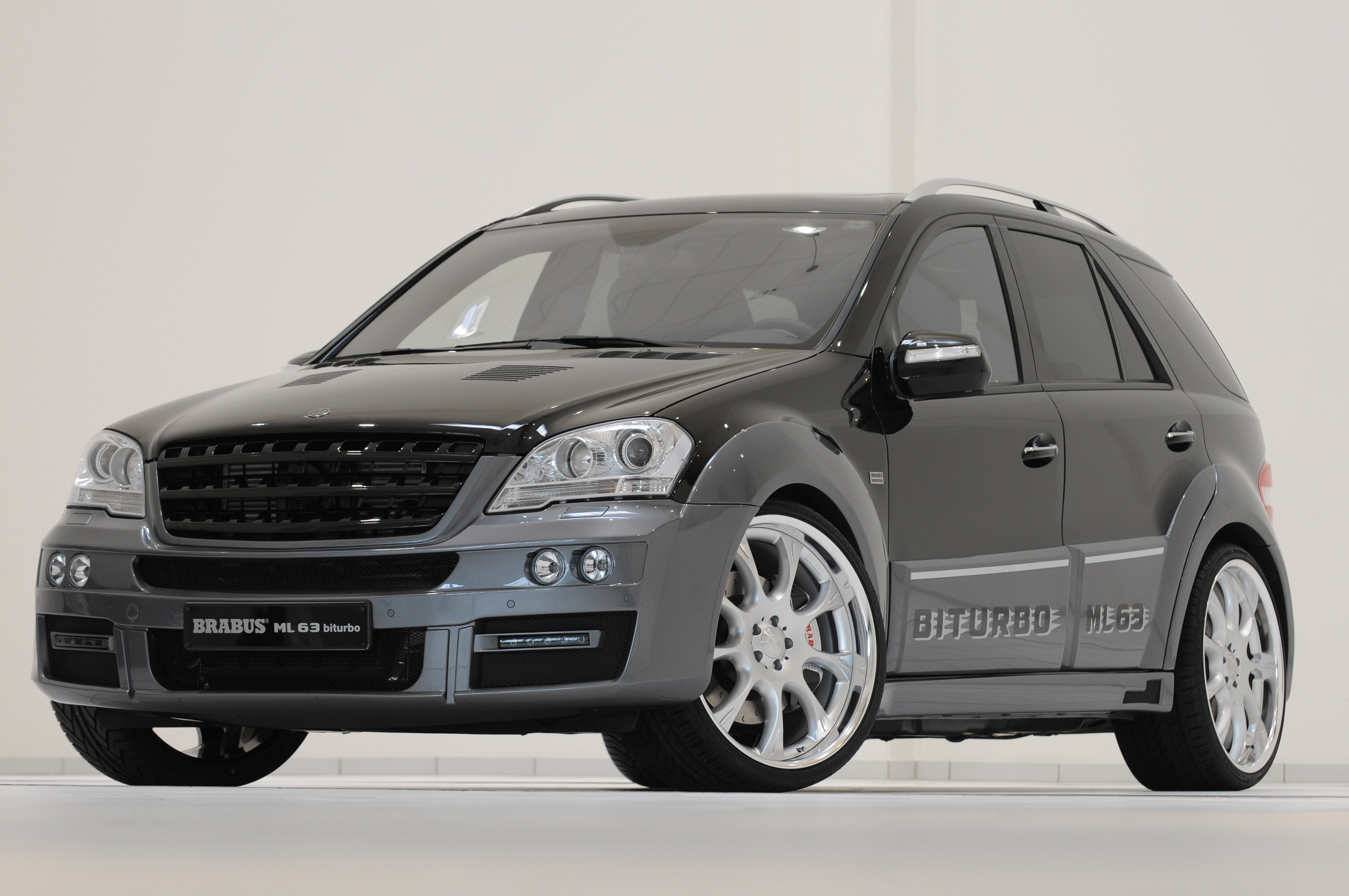 Brabus Mercedes-Benz ML 63 Biturbo