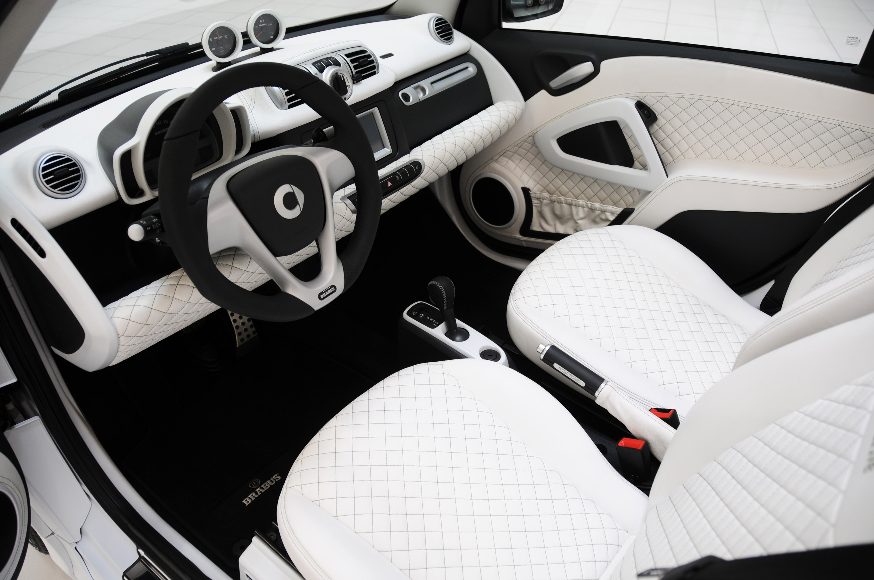 BRABUS ULTIMATE Electric Drive Smart ForTwo Convertible