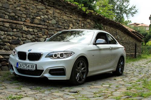 Budget BMW M3 M235i (2014) - picture 9 of 20