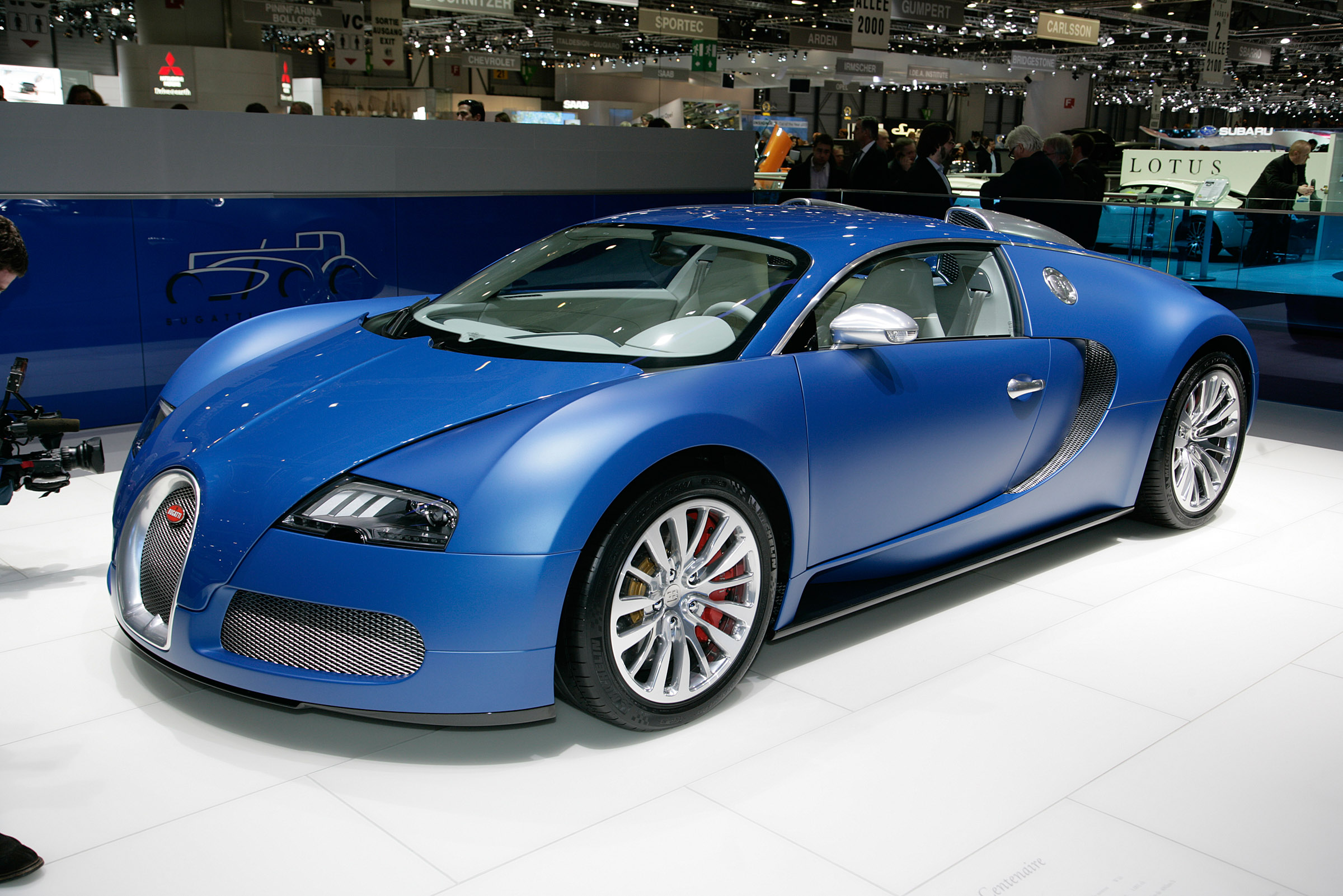 Bugatti Veyron Bleu Centenaire Geneva