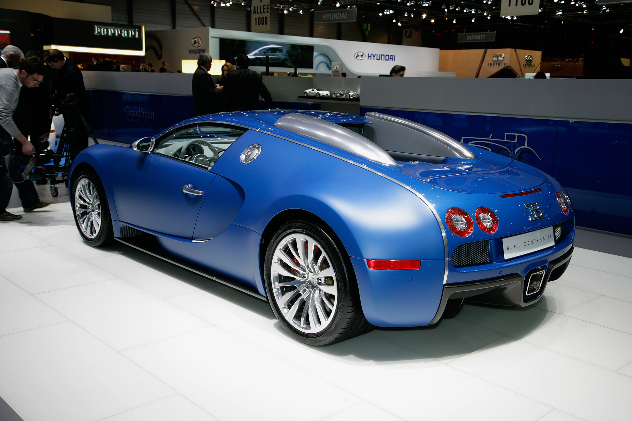 Bugatti Veyron Bleu Centenaire Geneva