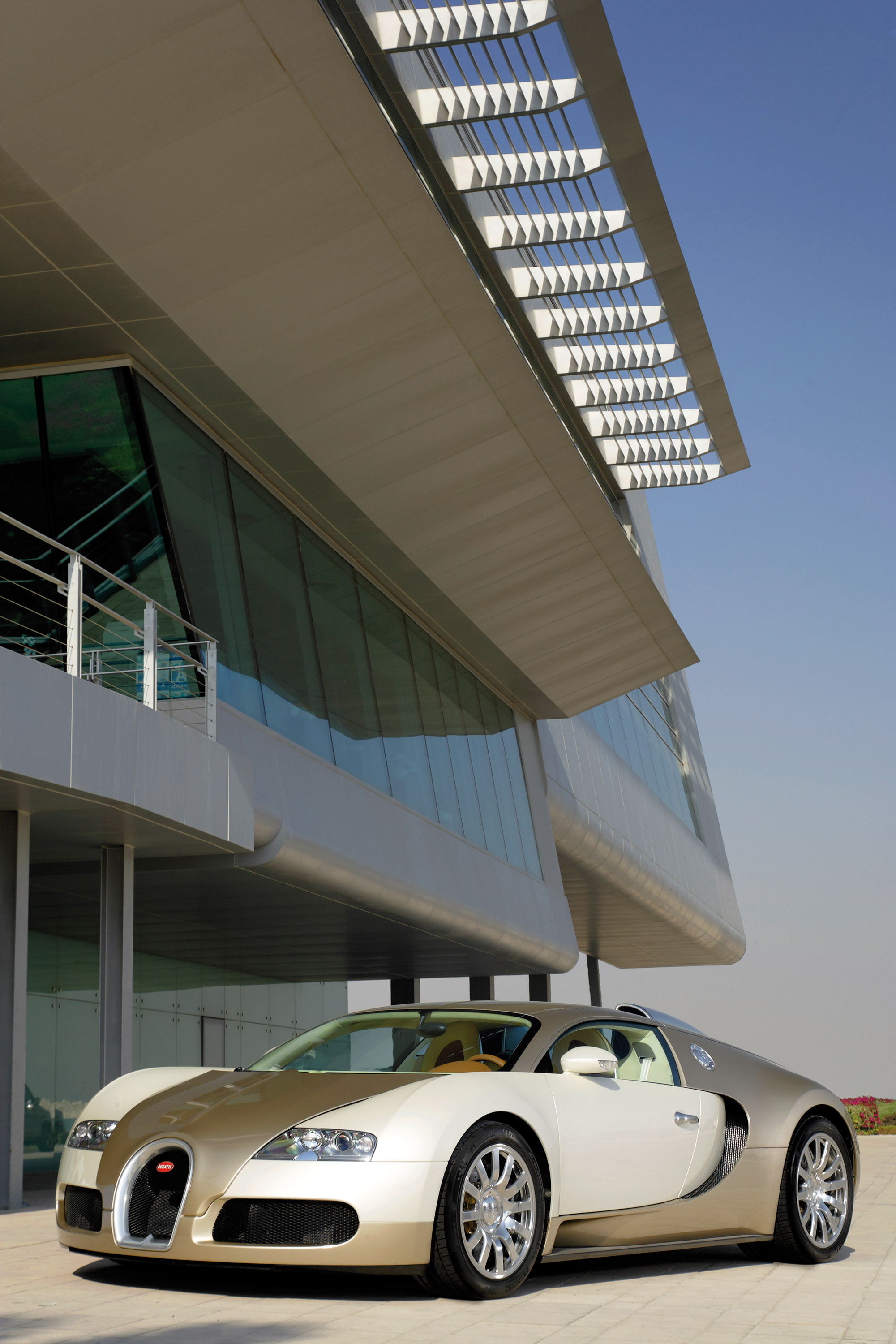 Bugatti Veyron Gold-colored