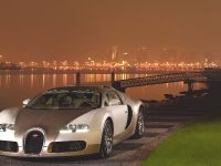 Bugatti Veyron Gold-colored (2009)