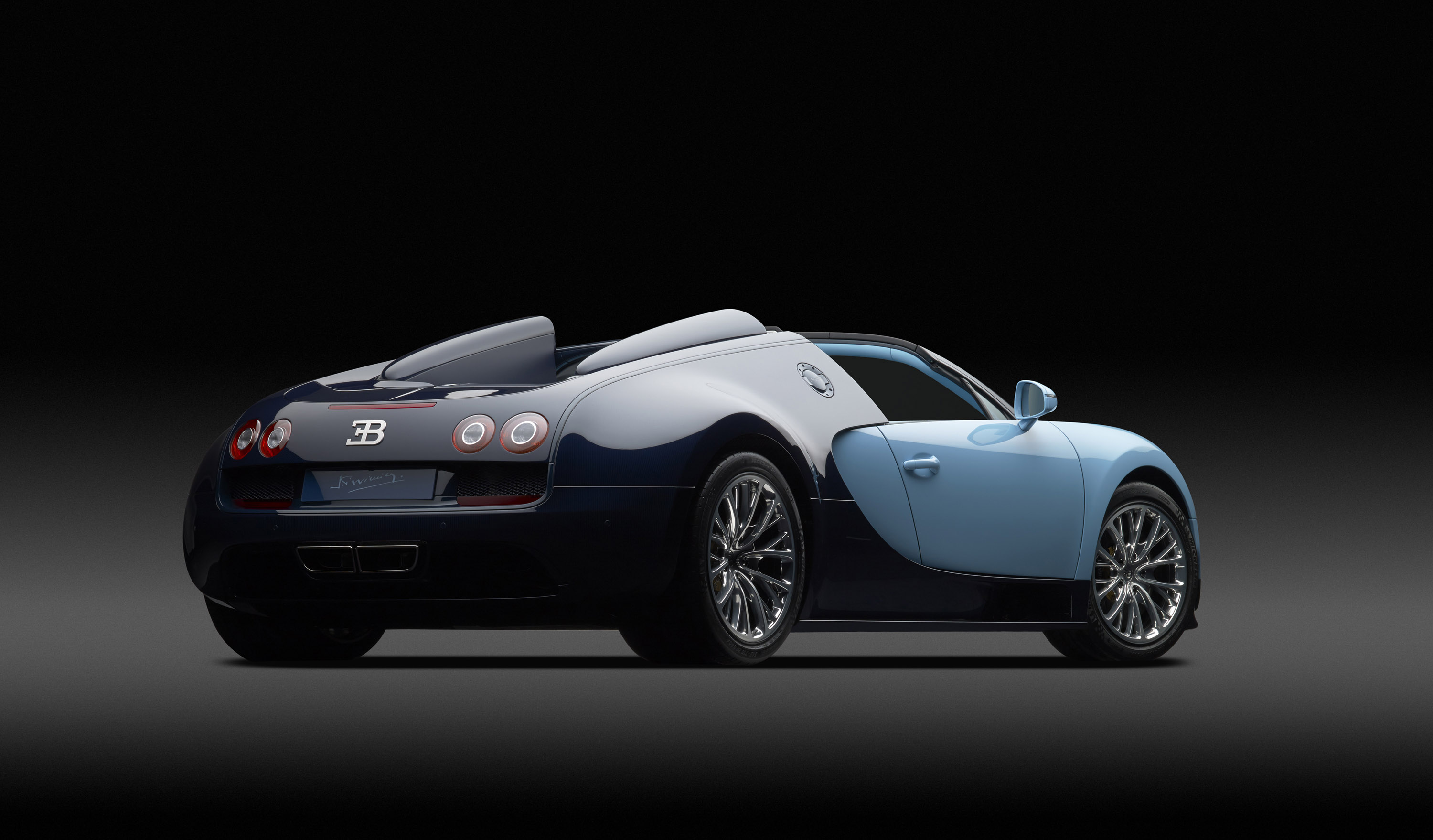Bugatti Veyron Grand Sport Vitesse JeanPierre Wimille Edition