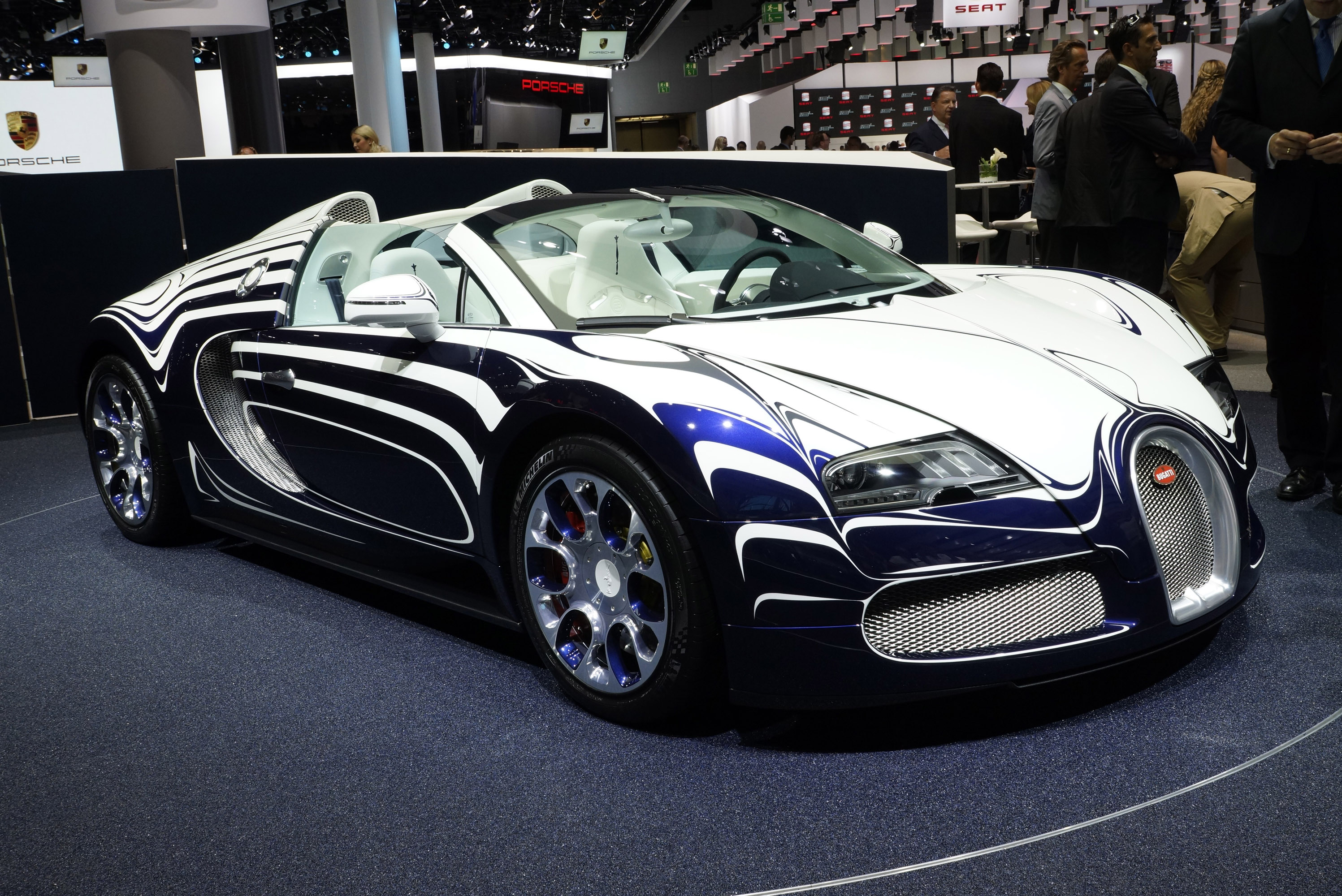 Bugatti Veyron LOr Blanc Frankfurt