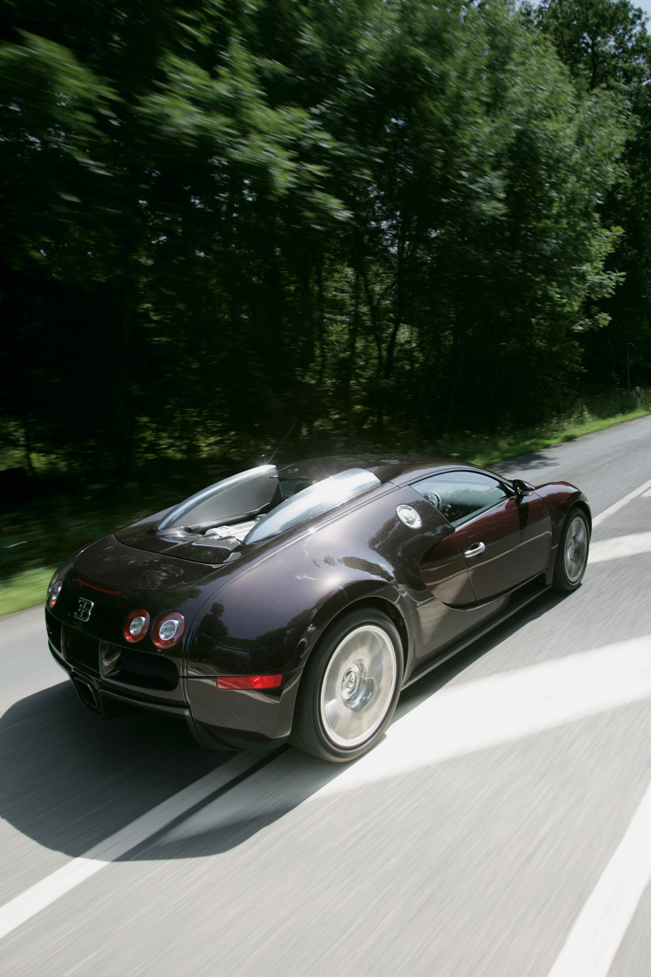 Bugatti Veyron on the track of the Targa Florio