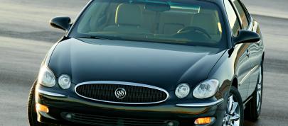 Buick LaCrosse CXS (2005) - picture 20 of 24