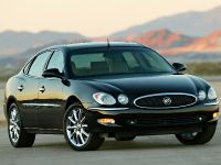 Buick LaCrosse CXS (2005) - picture 10 of 24