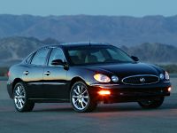 Buick LaCrosse CXS (2005) - picture 13 of 24