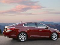Buick LaCrosse CXS (2010) - picture 7 of 10