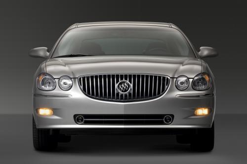 Buick LaCrosse CXS (2008) - picture 1 of 9