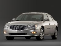 Buick LaCrosse CXS (2008) - picture 2 of 9
