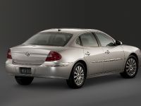 Buick LaCrosse CXS (2008) - picture 7 of 9