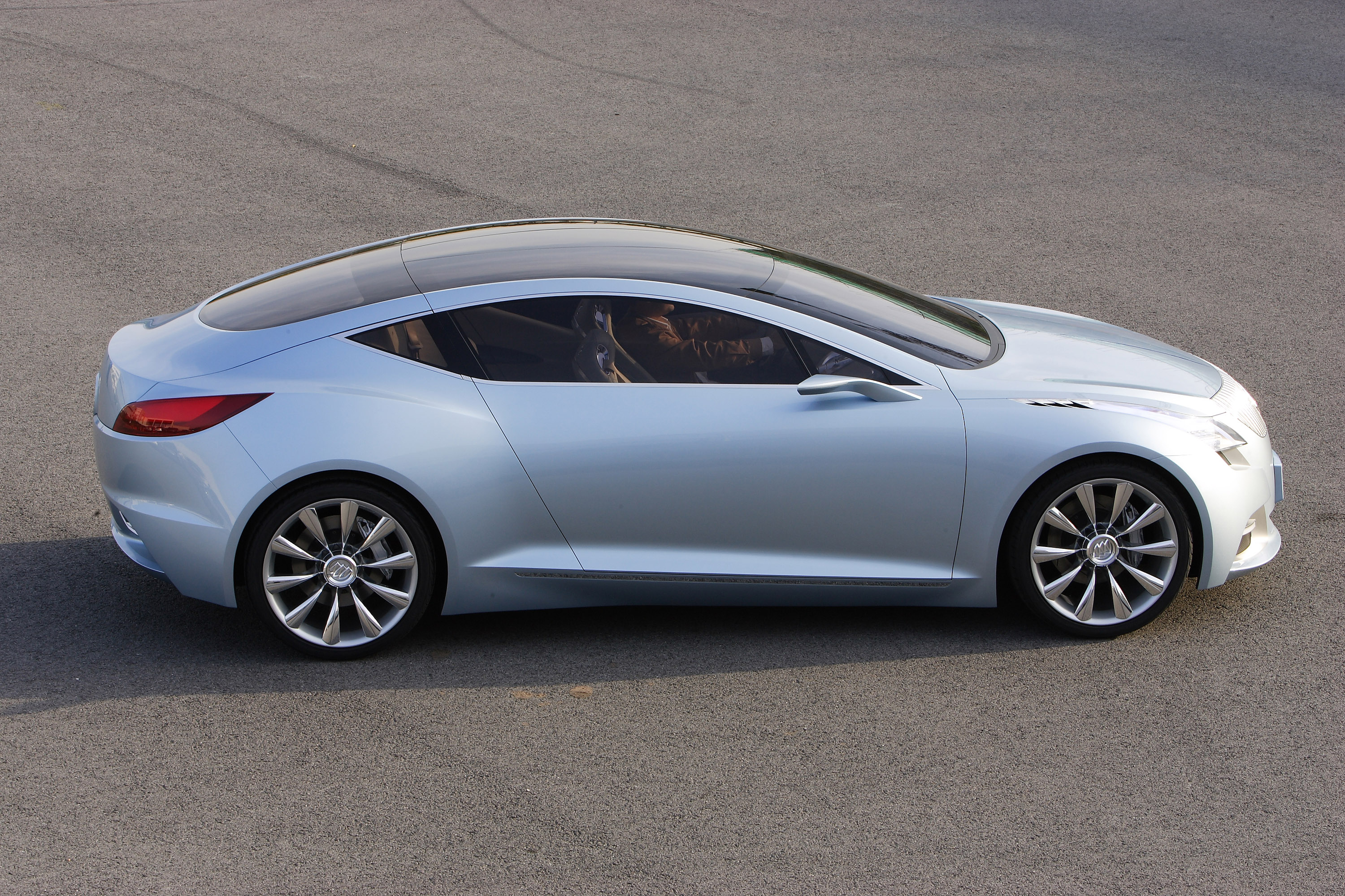 Buick Riviera Concept Coupe