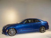 Cadillac ATS-V Sedan Los Angeles (2014) - picture 2 of 2