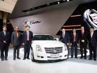 Cadillac CTS Coupe Shanghai (2011) - picture 2 of 2