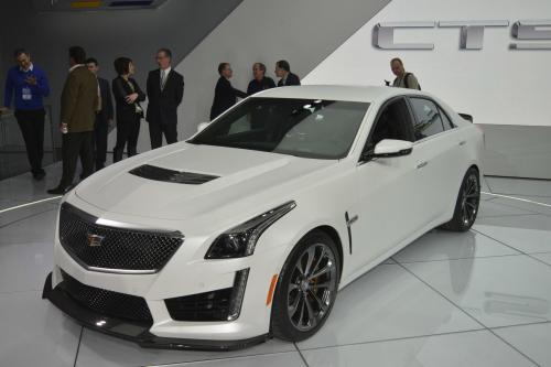 Cadillac CTS-V Detroit (2015) - picture 1 of 10
