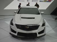 Cadillac CTS-V Detroit (2015) - picture 2 of 10