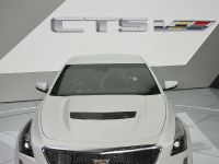 Cadillac CTS-V Detroit (2015) - picture 5 of 10