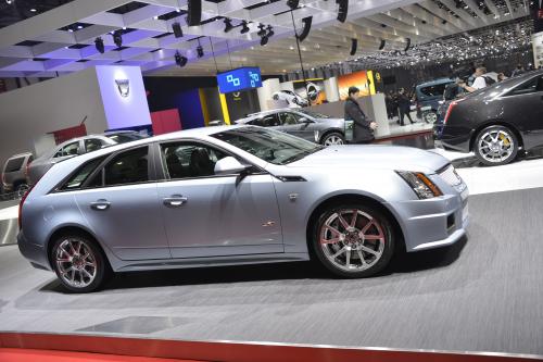 Cadillac CTS-V Geneva (2013) - picture 1 of 8