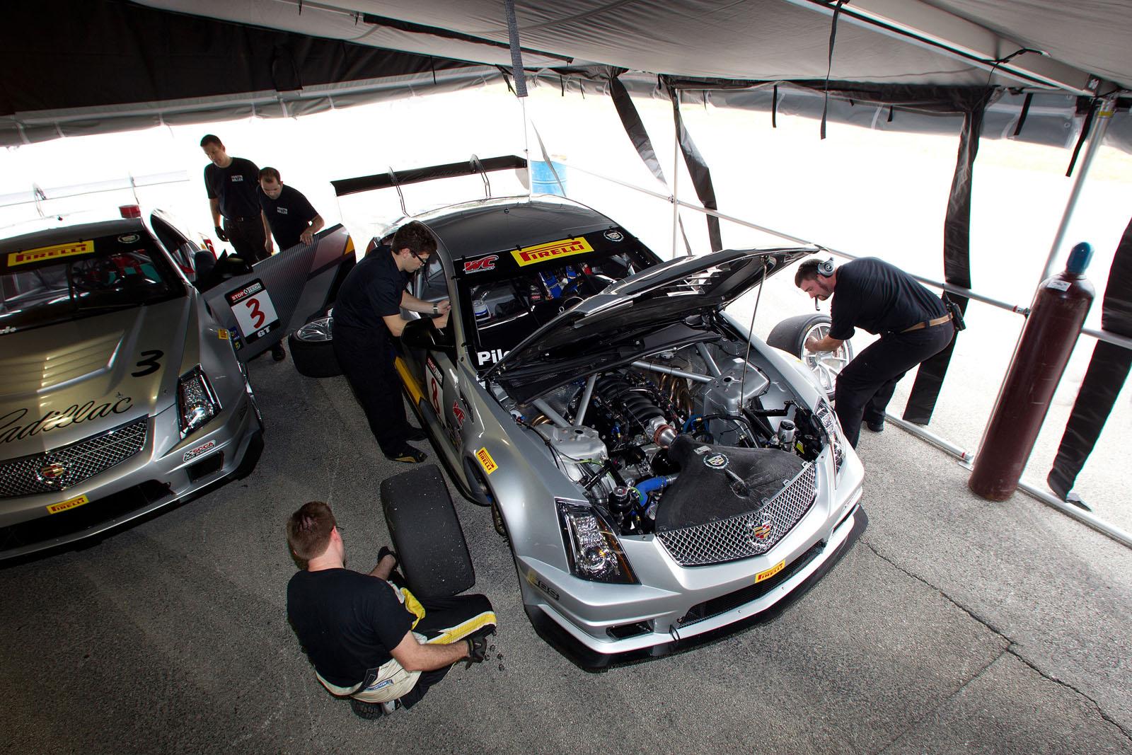 Cadillac CTS-V Racing Coupe