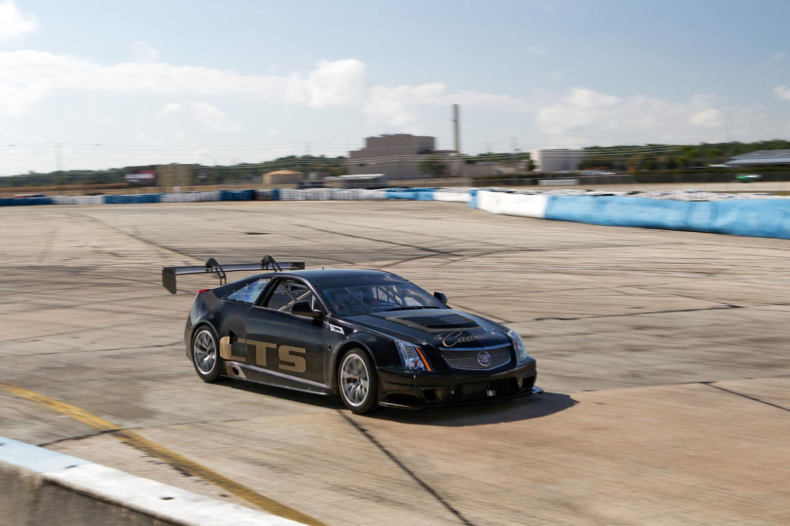 Cadillac CTS-V Racing Coupe