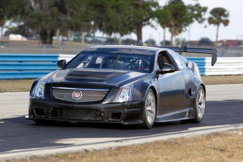 Cadillac CTS-V Racing Coupe (2011) - picture 8 of 19