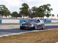 Cadillac CTS-V Racing Coupe (2011) - picture 3 of 19