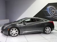 Cadillac ELR Chicago (2013) - picture 2 of 3