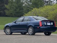Cadillac STS (2008) - picture 3 of 7