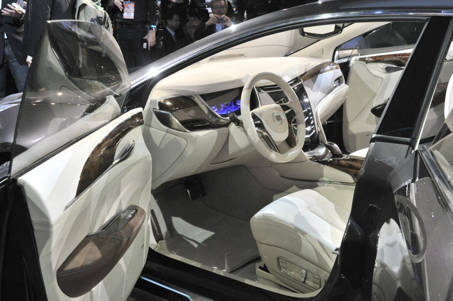 Cadillac XTS Platinum Concept Detroit