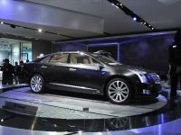 Cadillac XTS Platinum Concept Detroit (2010) - picture 3 of 4