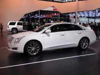 Cadillac XTS Shanghai (2013) - picture 2 of 3