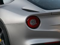 CAM SHAFT Ferrari F12 Berlinetta (2013) - picture 8 of 10