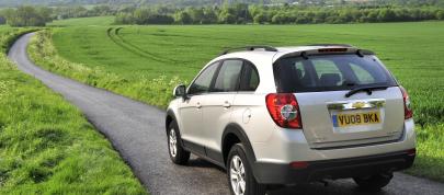 Chevrolet Captiva 2.0LS VCDi (2008) - picture 4 of 6