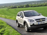 Chevrolet Captiva 2.0LS VCDi (2008) - picture 2 of 6