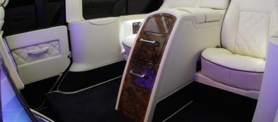 Carisma Auto Design Land Rover Defender Interior (2013) - picture 4 of 5