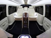 Carisma Auto Design Land Rover Defender Interior (2013) - picture 1 of 5