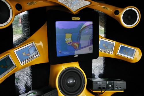 CFC Hummer H2 (2010) - picture 9 of 11