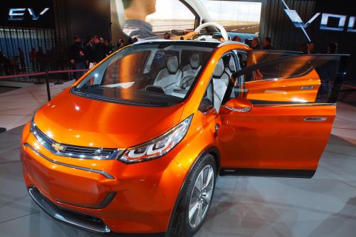 Chevrolet Bolt Detroit (2015) - picture 1 of 6