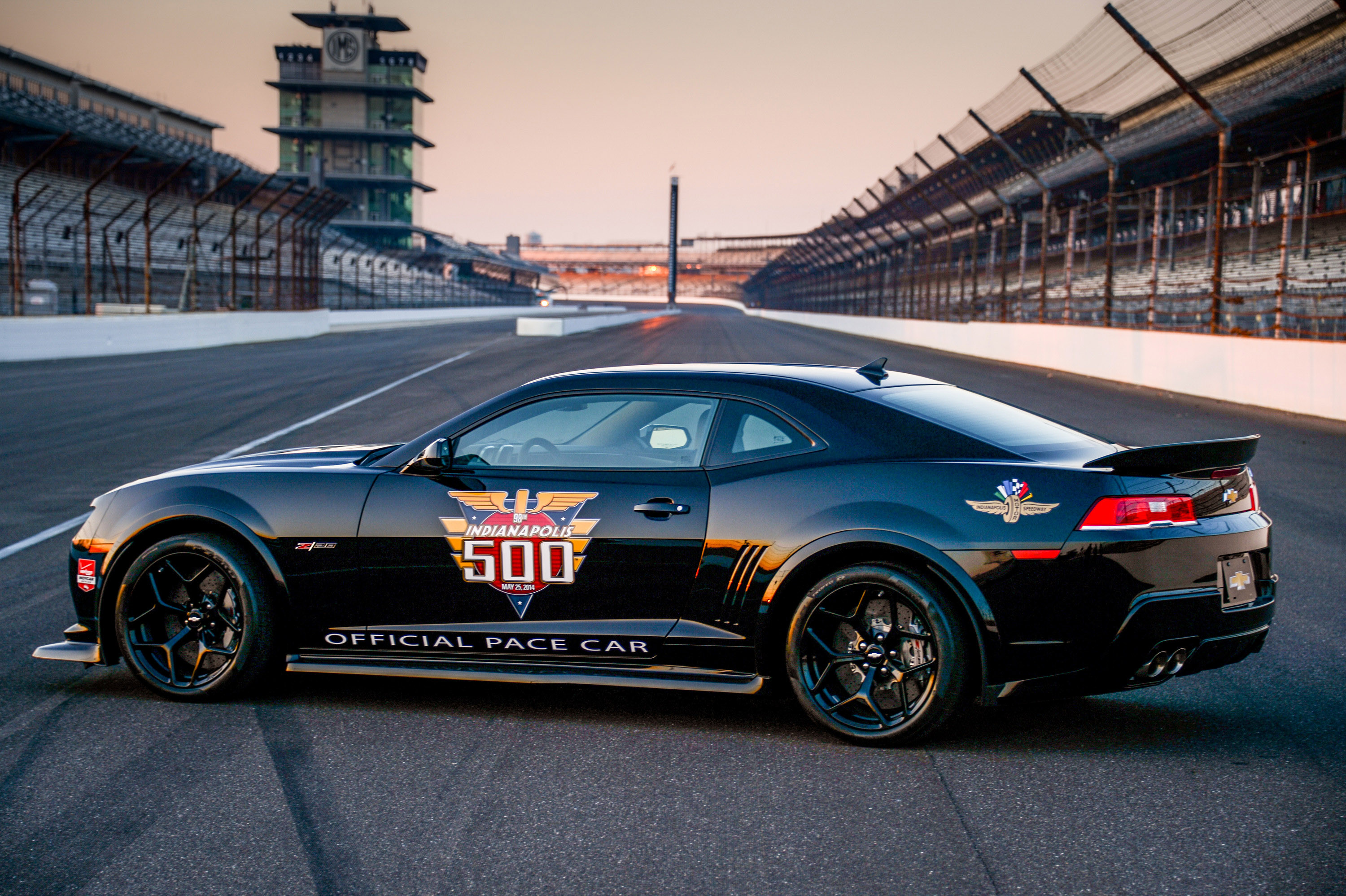 Chevrolet Camaro Z28 Indy 500 Pace Car