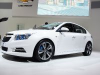 Chevrolet Cruze Paris (2010) - picture 2 of 3