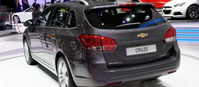 Chevrolet Cruze Station Wagon Geneva (2012) - picture 4 of 4