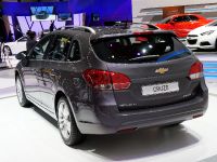 Chevrolet Cruze Station Wagon Geneva (2012) - picture 4 of 4