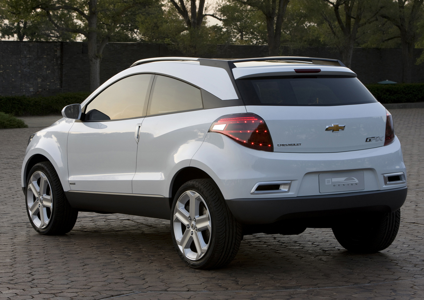 Chevrolet GPiX Crossover Coupe Concept