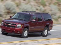 Chevy Suburban 2500 (2008) - picture 3 of 6