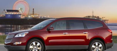 Chevrolet Traverse (2009) - picture 4 of 8