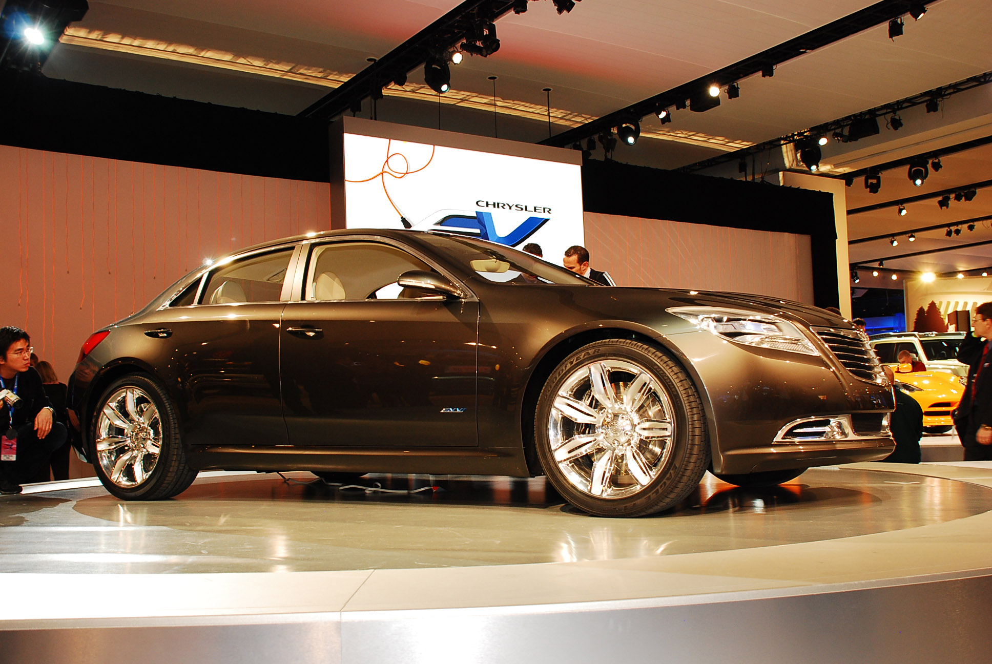 Chrysler 200C EV Detroit