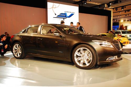 Chrysler 200C EV Detroit (2009) - picture 17 of 19